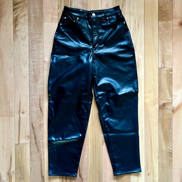 NWT H&M Divided Loose Mom Fit Ankle Vegan Leather Jeans 4 - Picture 2 of 10